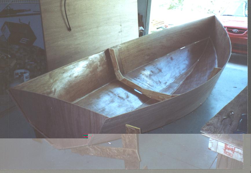 roger-ulsky-00310-stitched-hull-with-transom.jpg
