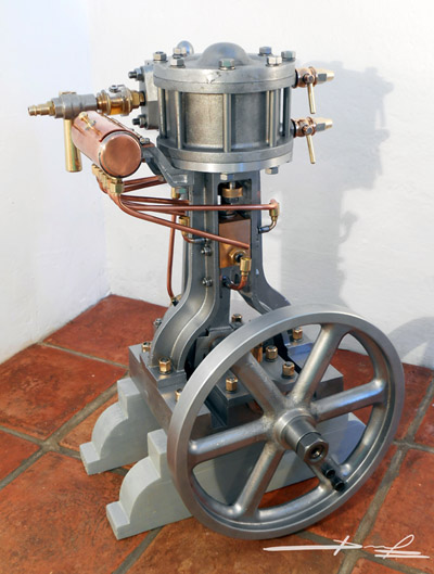 Danielasteam_Steam_engine.jpg