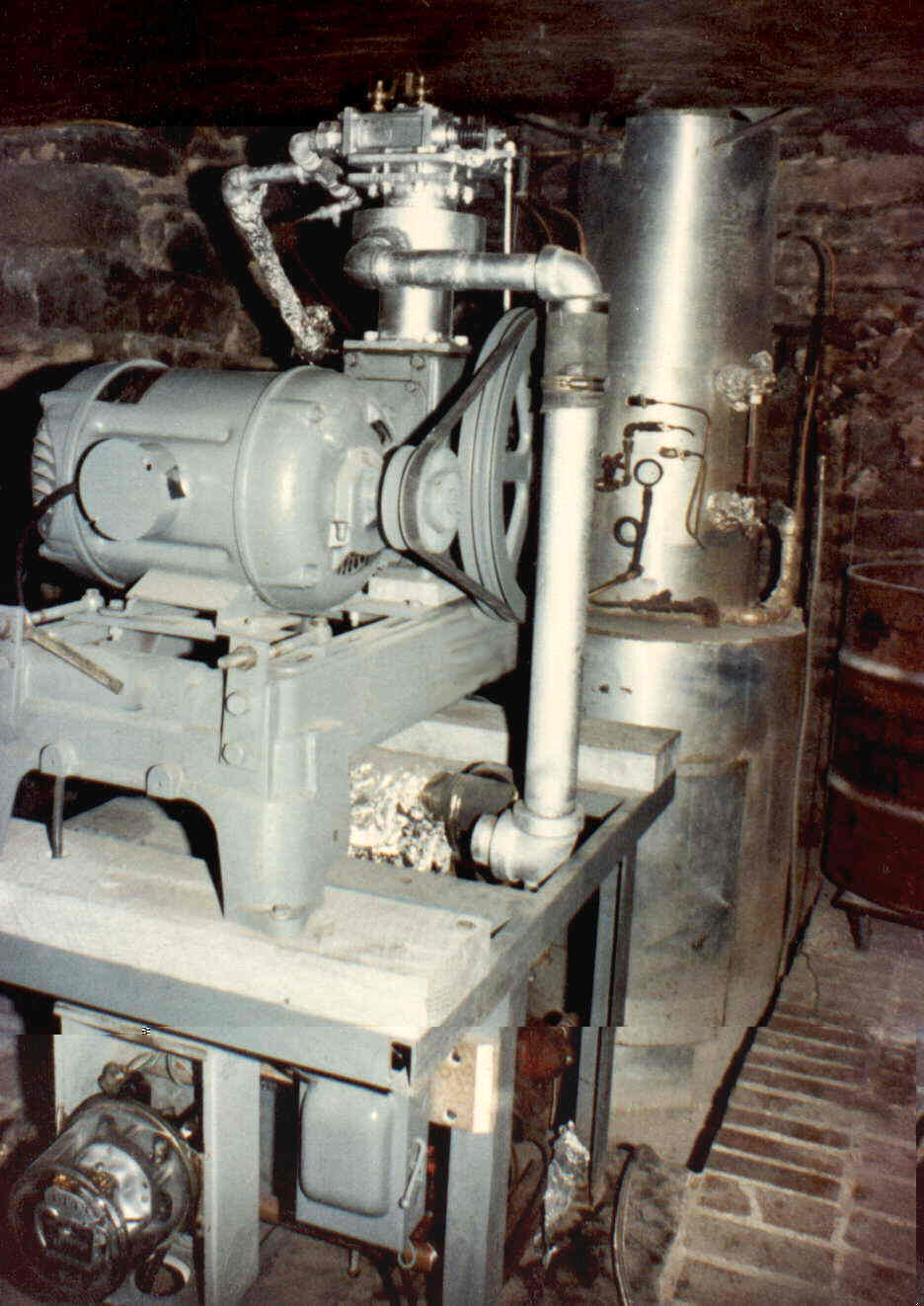 R2 Engine, 4.6BHP, Single Acting Uniflow, Electric Generator System