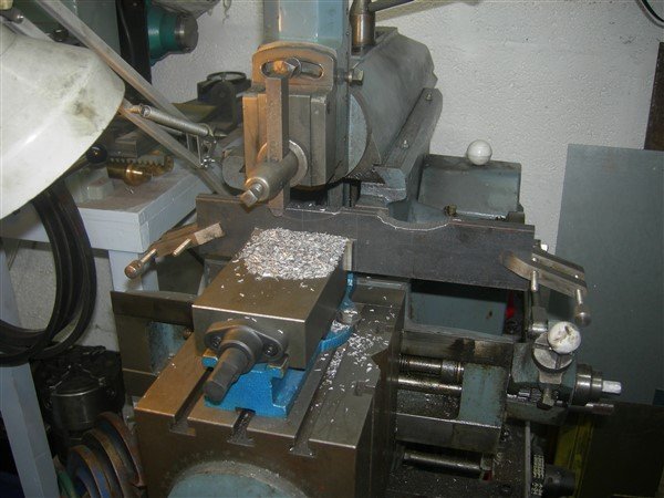 Cyl Mount (2) (600 x 450).jpg