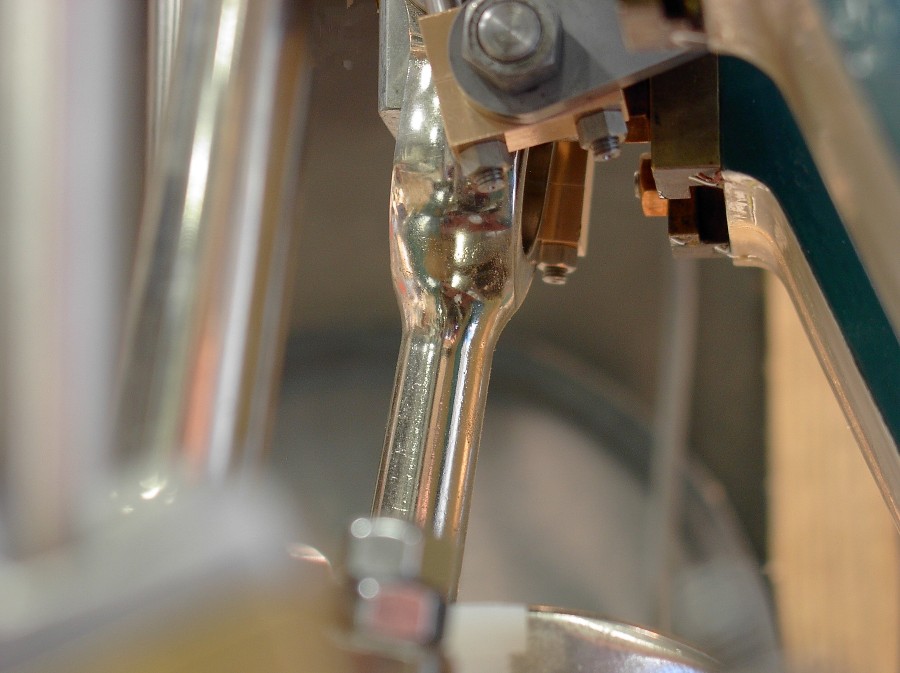 LP Connecting Rod Close Up resize.jpg
